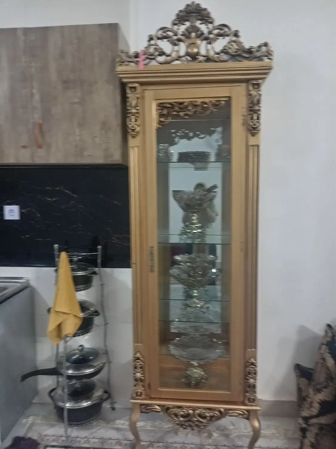 گنجه|بوفه، ویترین، کنسول|تربت جام, تیپ ۳۸ زرهی تربت جام|دیوار