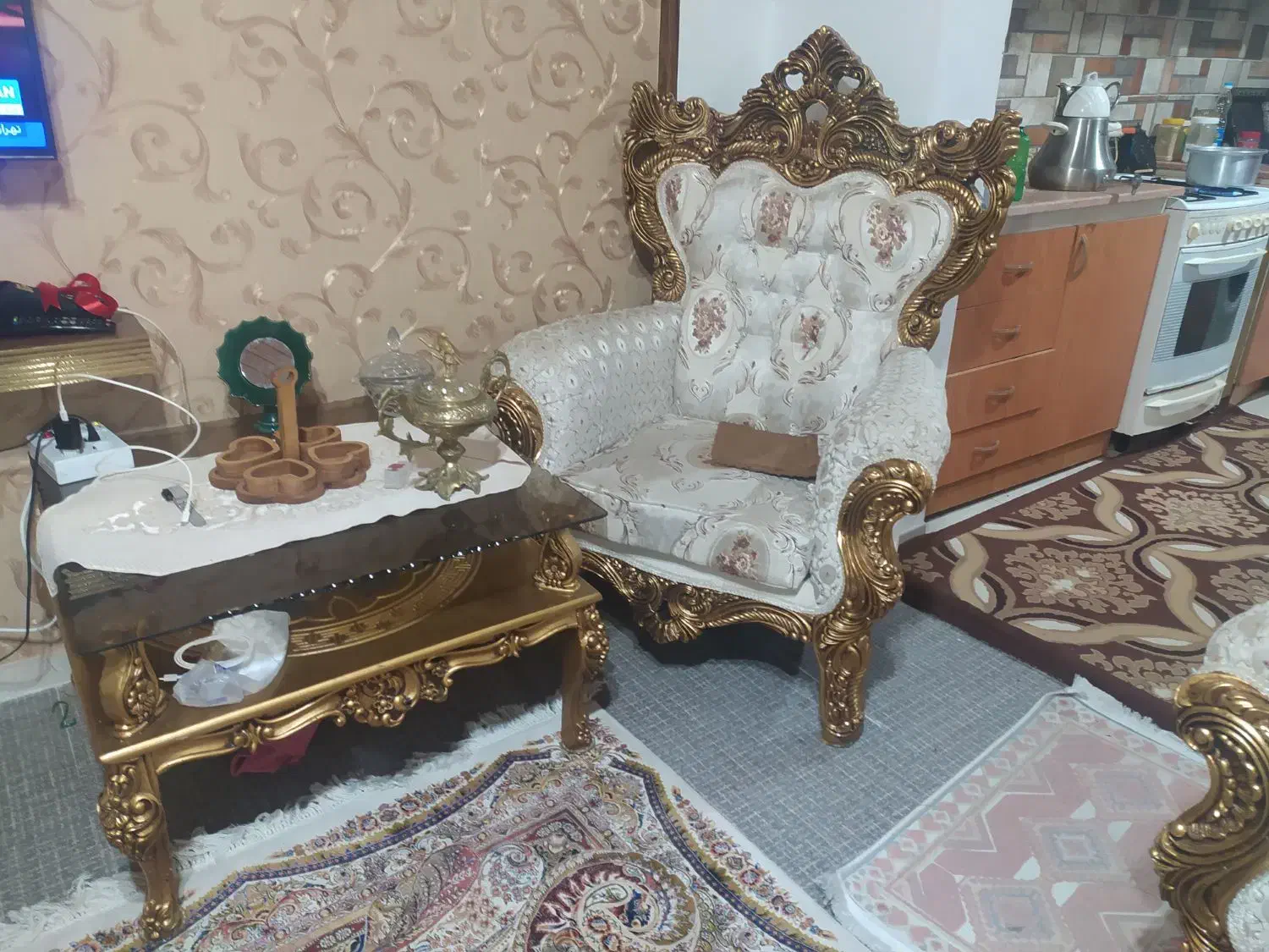 مبلمان استیل درحد نو 9نفره  فوری مازندران متل قو|مبلمان خانگی و میز عسلی|سلمان‌شهر, |دیوار