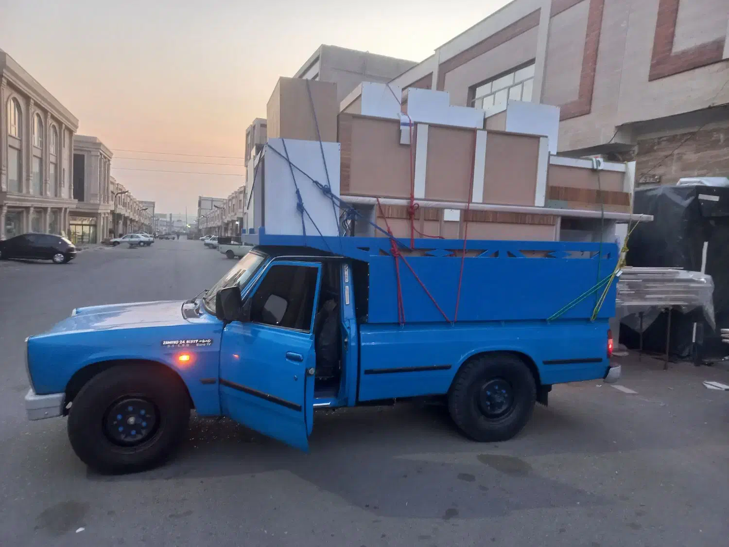 نیسان مدل ۹۴ دوگانه|خودرو سواری و وانت|تهران, خواجه نظام الملک|دیوار