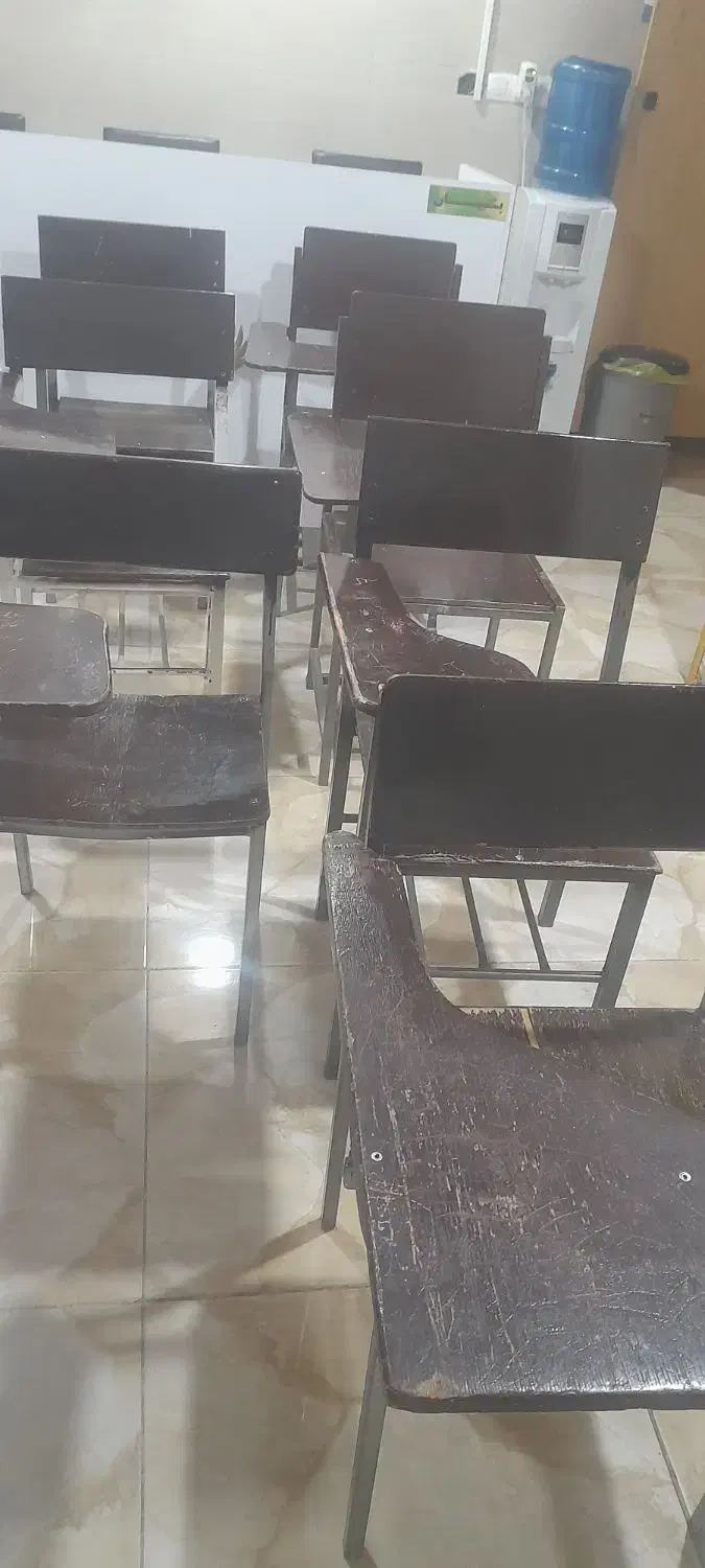 صندلی دانشجویی|صندلی و نیمکت|کرمانشاه, |دیوار