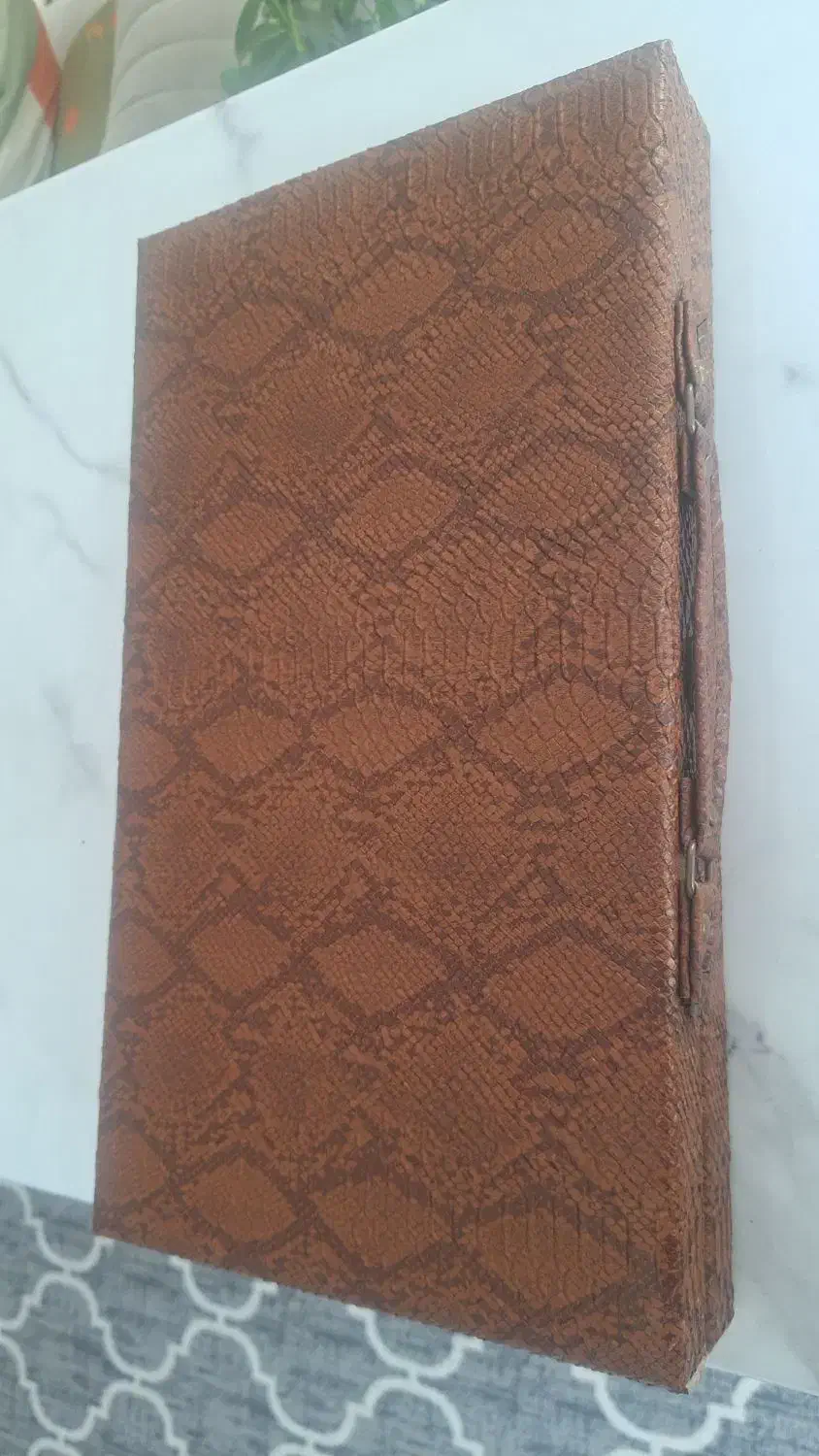 تخته نرد|اسباب‌‌بازی|اندیشه, اندیشه فاز ۵|دیوار