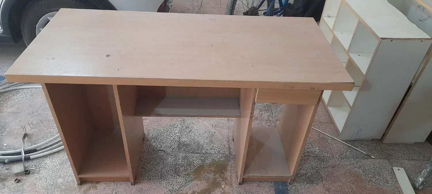 میز کامپیوتر  درحدنو قیمت توافقی|میز تحریر و کامپیوتر|شهریار, شهریار|دیوار