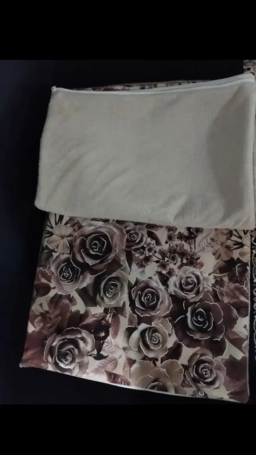 روبالشی|روفرشی|همدان, |دیوار