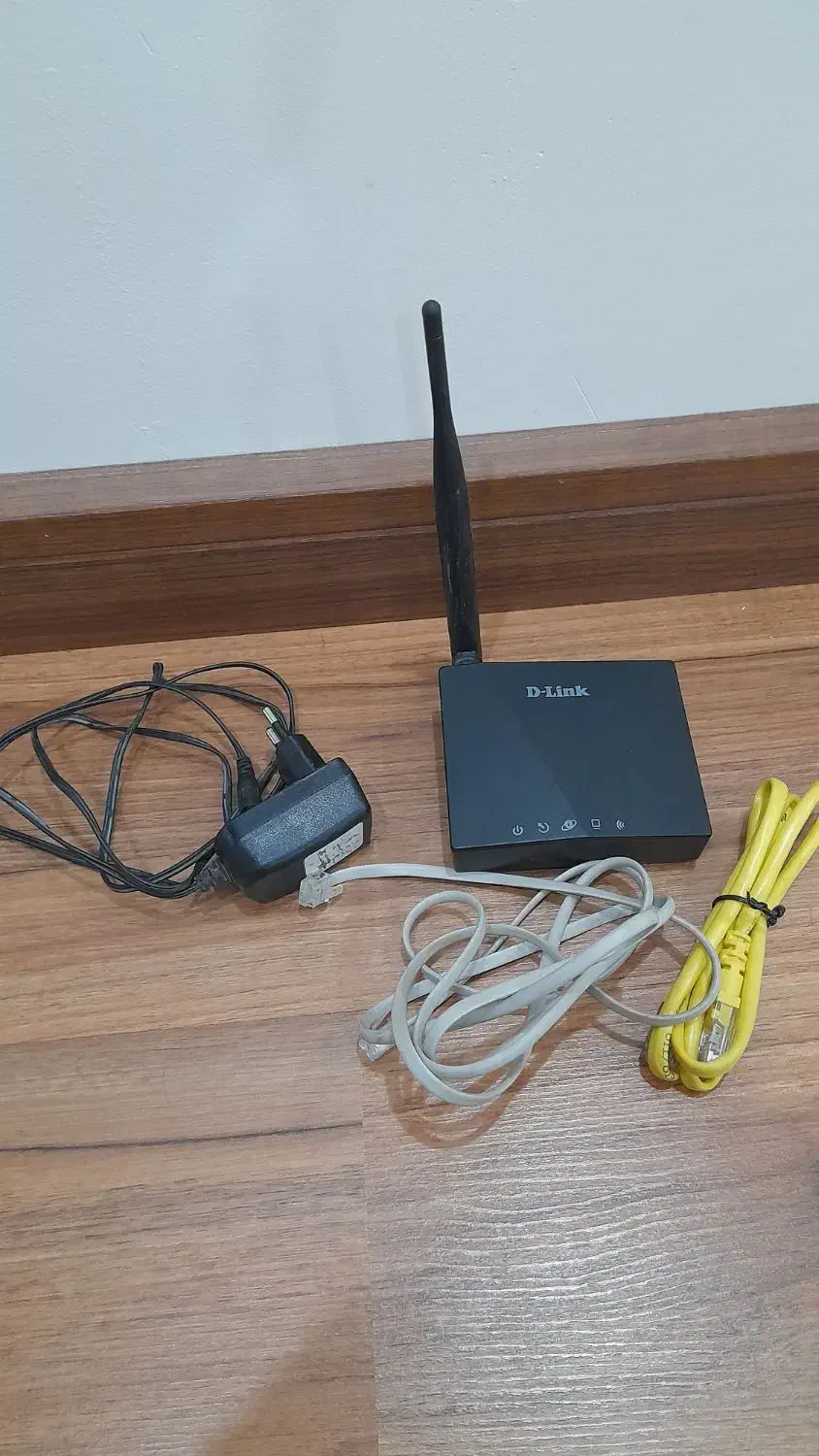 مودم ای دی اس ال ADSL برند D-Link|مودم و تجهیزات شبکه|کرج, باغستان|دیوار