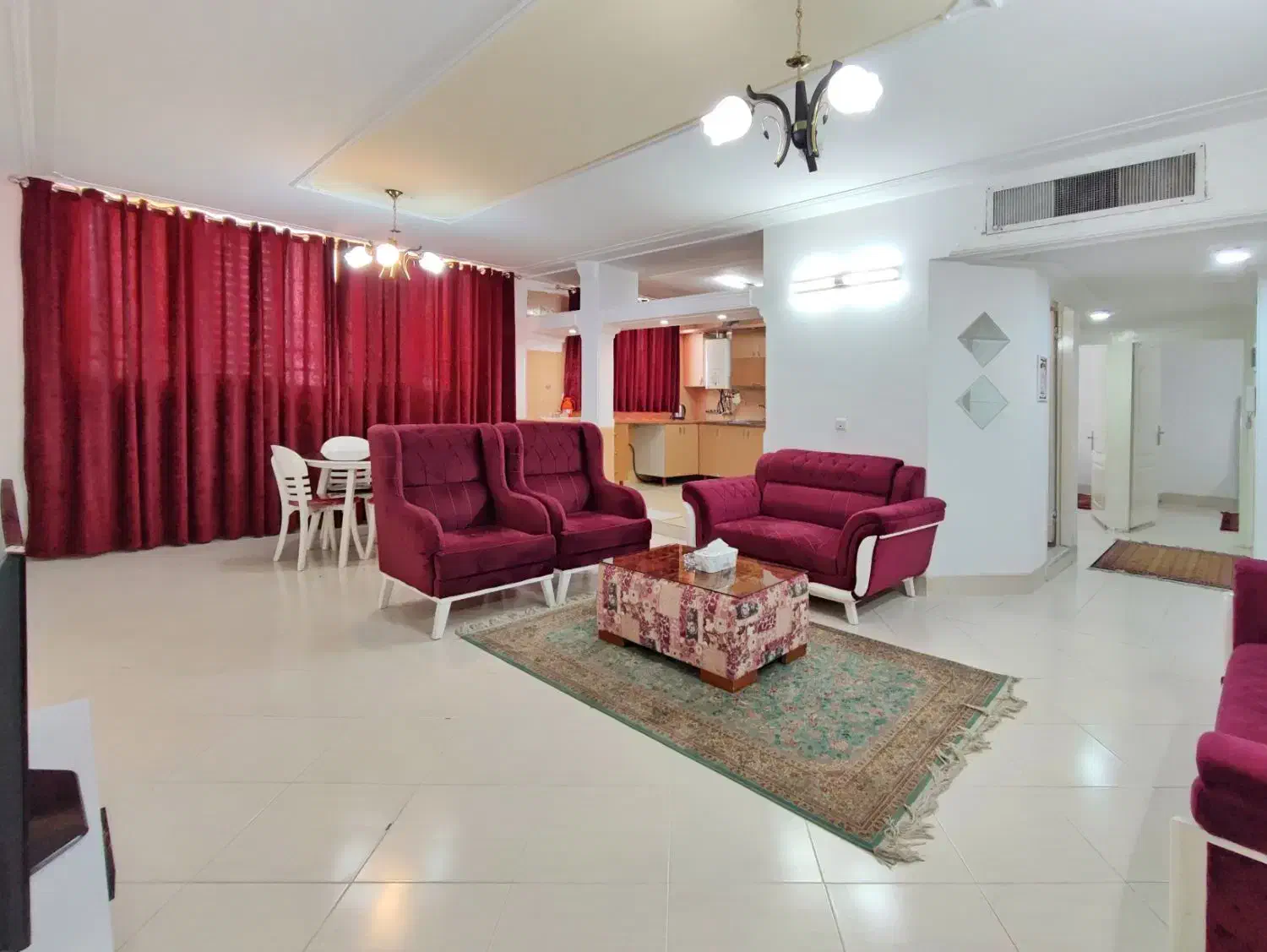 اجاره واحدهای مبله با امکانات|اجارهٔ کوتاهمدت آپارتمان و سوئیت|شیراز, فرهنگ شهر|دیوار