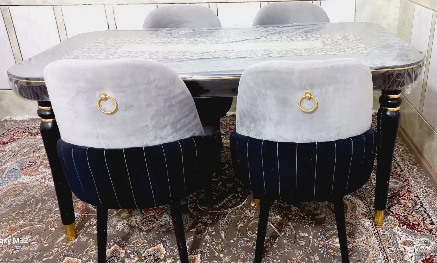 میز غذا خوری شیش نفره در حد نو|میز و صندلی غذاخوری|بیکاه, |دیوار