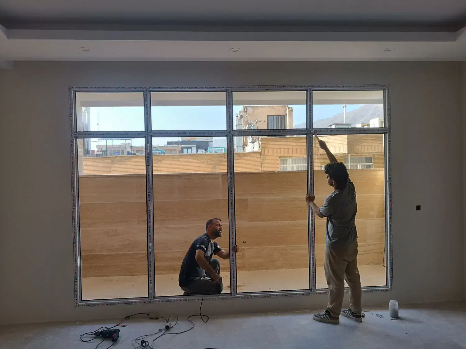 درب و پنجره دوجداره یو پی وی سی|مصالح و تجهیزات ساختمان|هشتگرد, فاز ۱ مهستان|دیوار