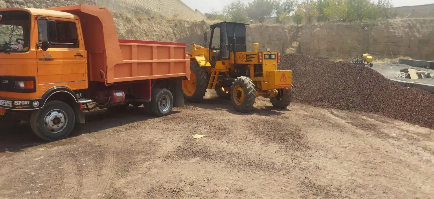 خاور کمپرسی حمل نخاله وماسه پوکه کمره|خدمات حمل و نقل|سنندج, |دیوار