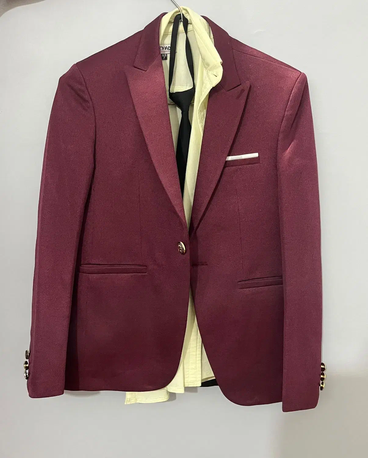 کت و پیراهن|لباس|بندرعباس, |دیوار