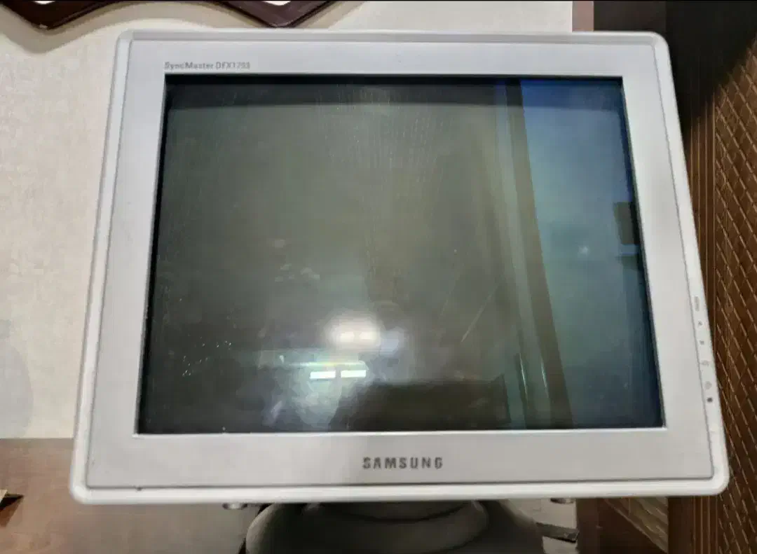 مانیتور کامپیوتر سامسونگ|قطعات و لوازم جانبی رایانه|سبزوار, امیر کبیر|دیوار