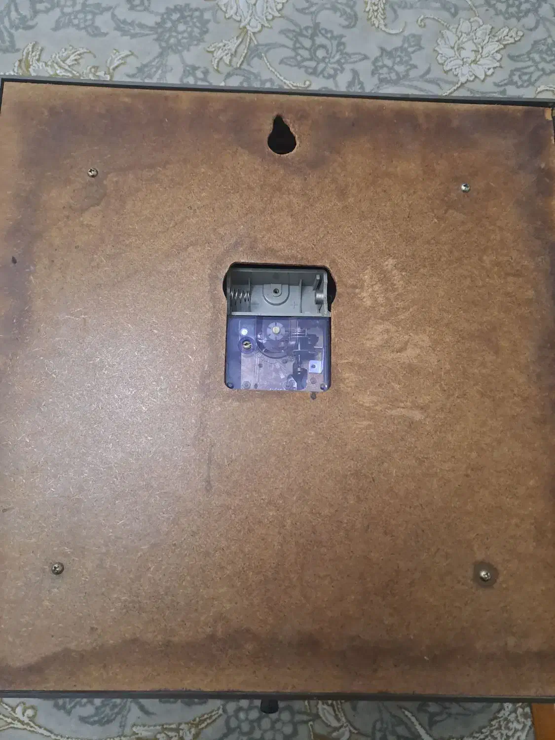 ساعت دیواری قدیمی|کلکسیون اشیاء عتیقه|رباط‌کریم, الارد|دیوار