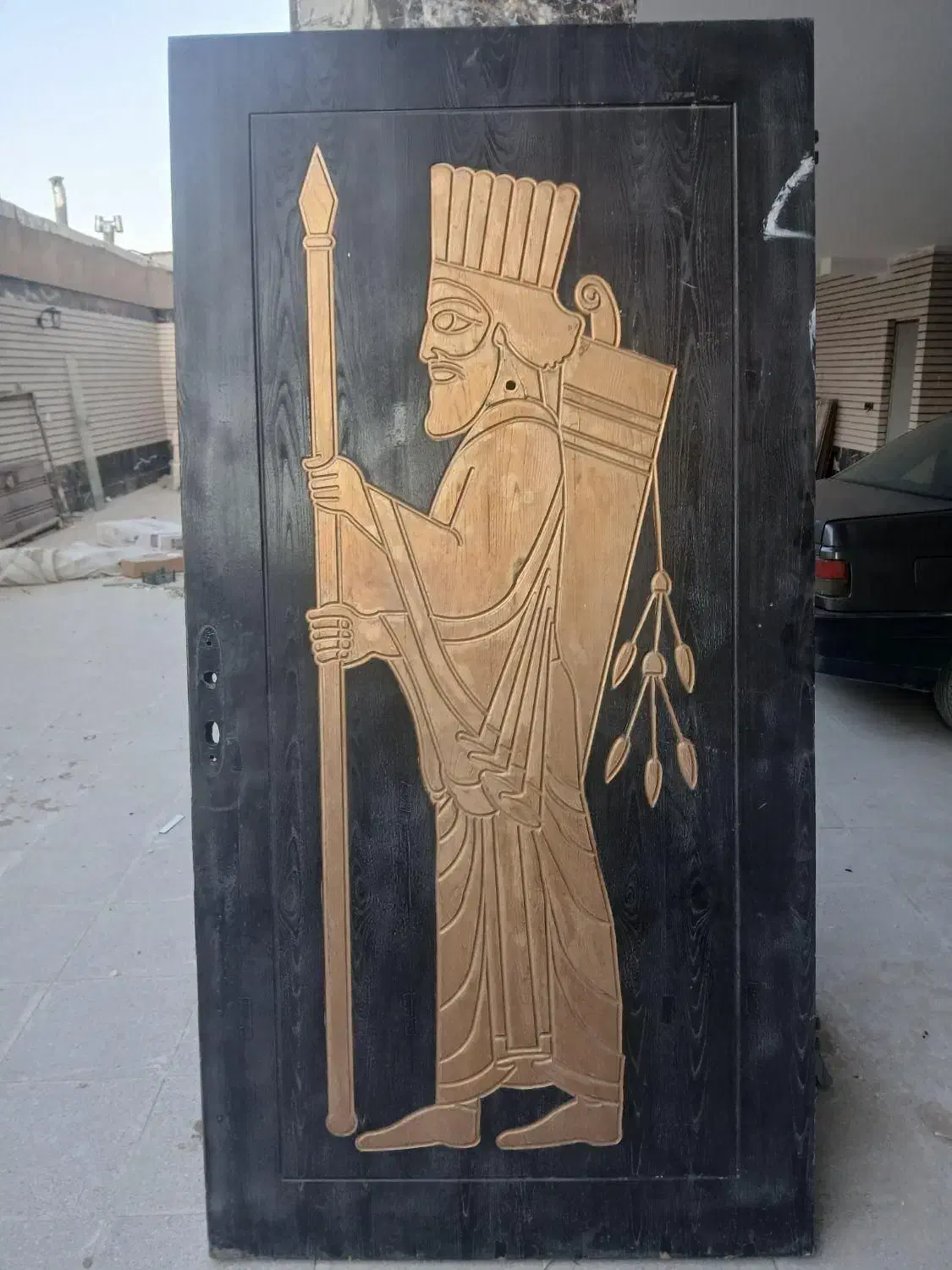 در چوبی ورودی اپارتمان فروشی|مصالح و تجهیزات ساختمان|شاهین‌شهر, شهرک گلدیس|دیوار