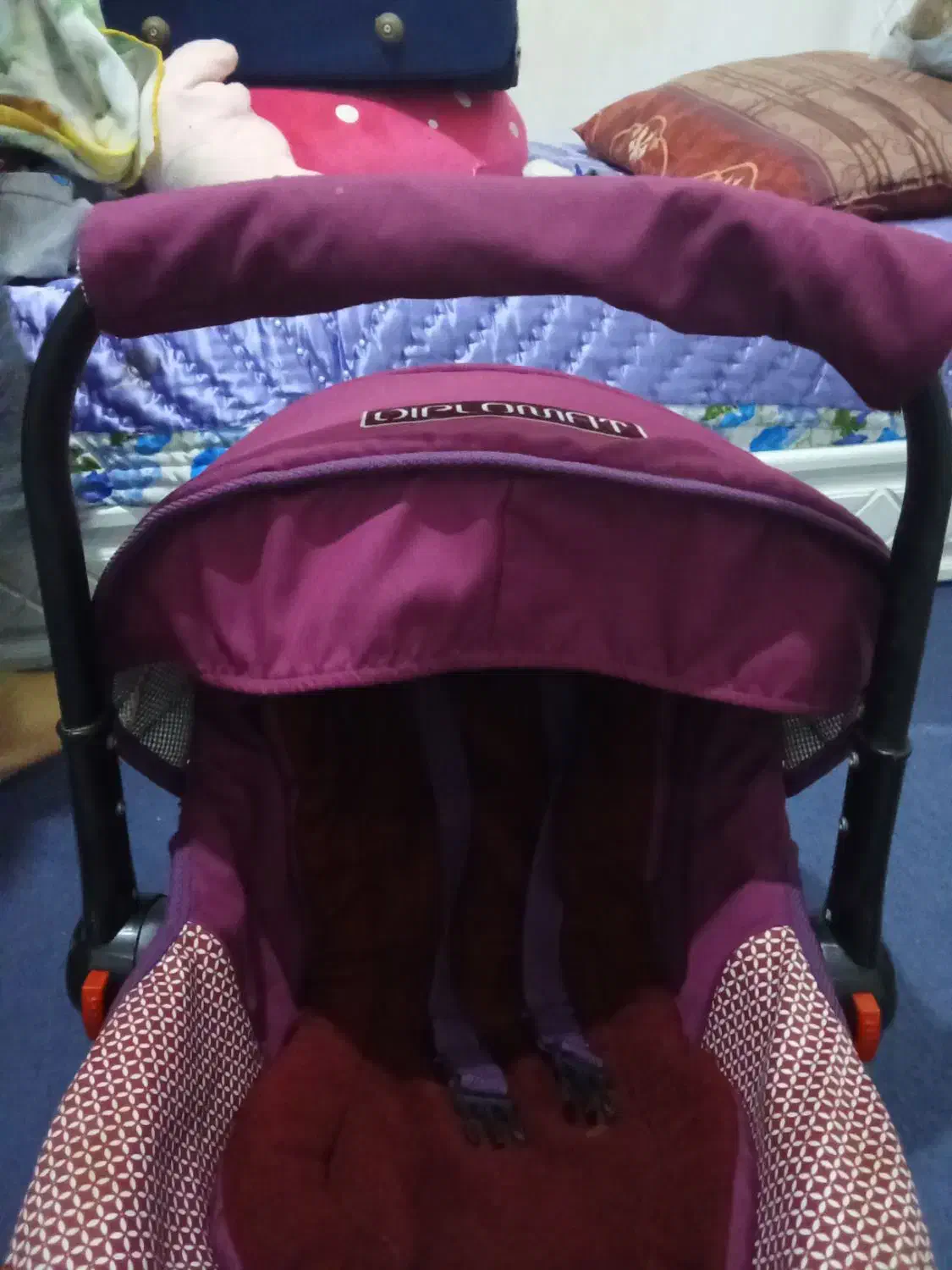 کریر سالم تمیز|کالسکه و لوازم جانبی|کرج, حصارک پایین|دیوار