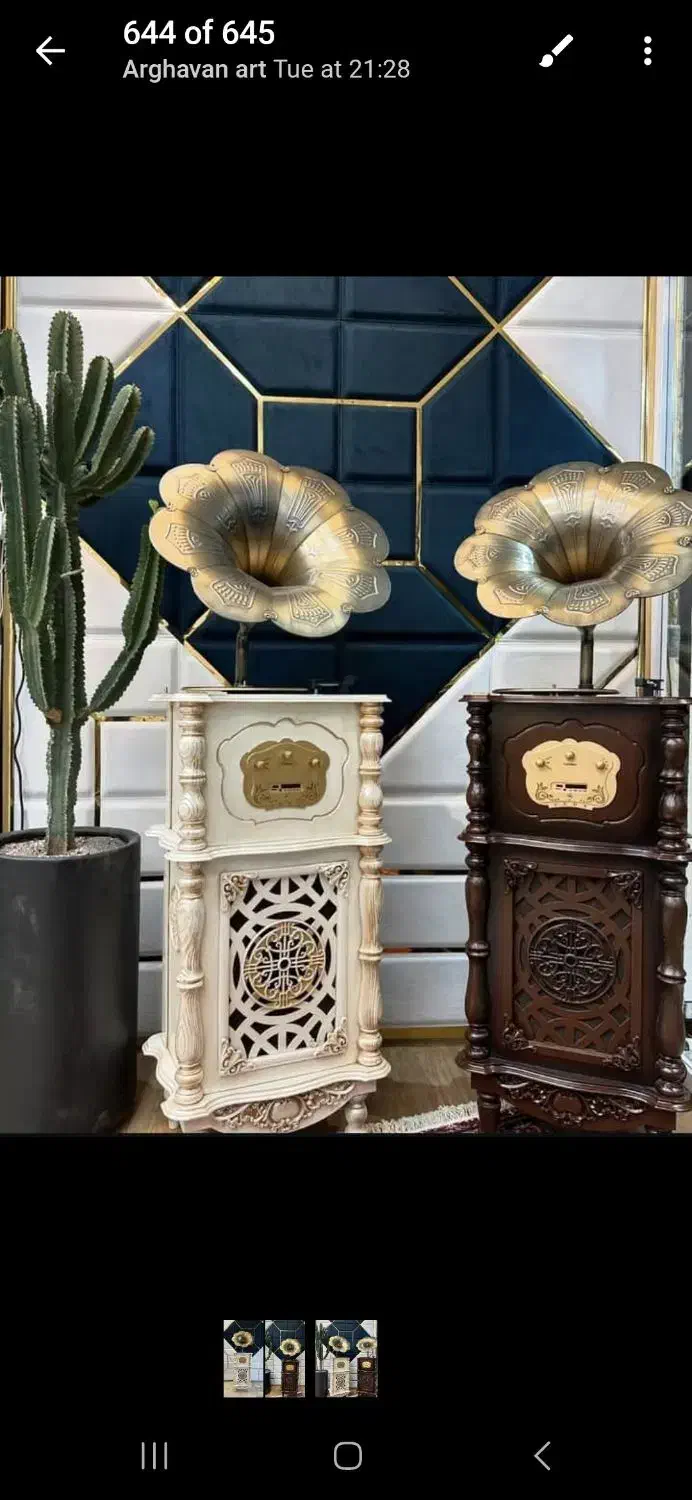 گرامافون برند زئوس وبشقاب مینا کاری|صنایع دستی و سایر لوازم تزئینی|مشهد, مصلی (کارمندان اول)|دیوار