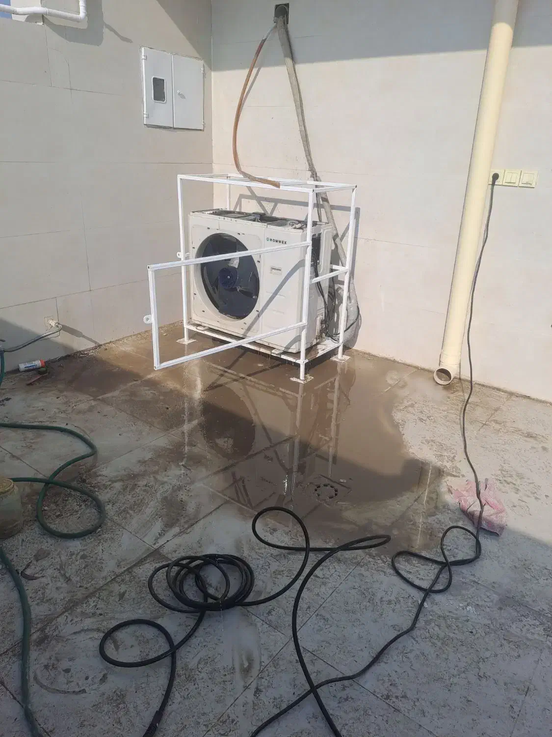 نصب سرویس جابجایی انواع کولرهای گازی تعمیرات|خدمات پیشه و مهارت|شوشتر, |دیوار