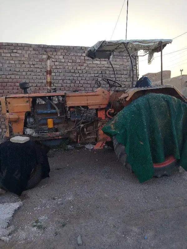 تراکتور رمانی|خودرو سنگین|آران و بیدگل, |دیوار