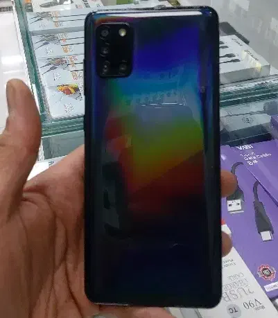 گوشی a31 تمیز|موبایل|کاشمر, |دیوار