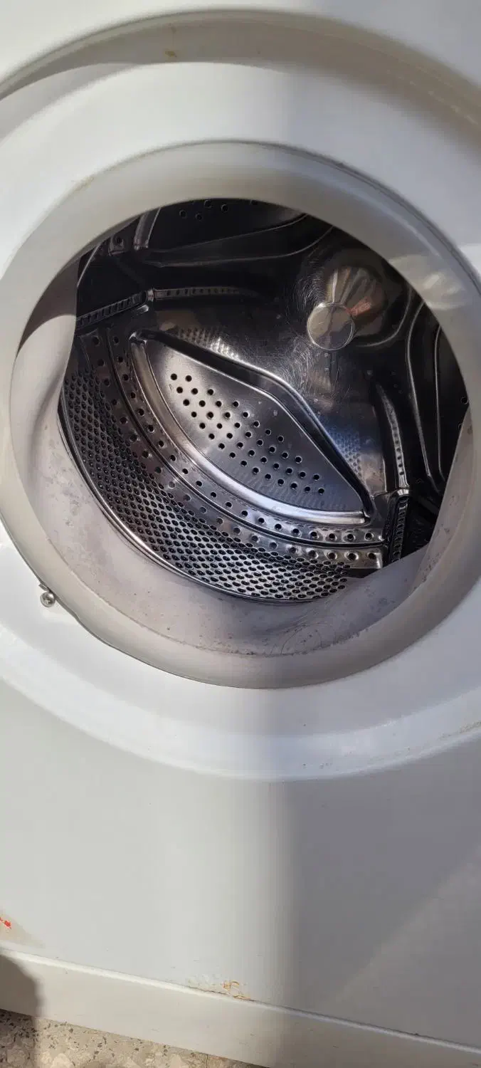 ماشین لباسشویی هایر ۵ کیلویی|ماشین لباسشویی و خشککن لباس|قم, سراجه (۱۵ خرداد)|دیوار