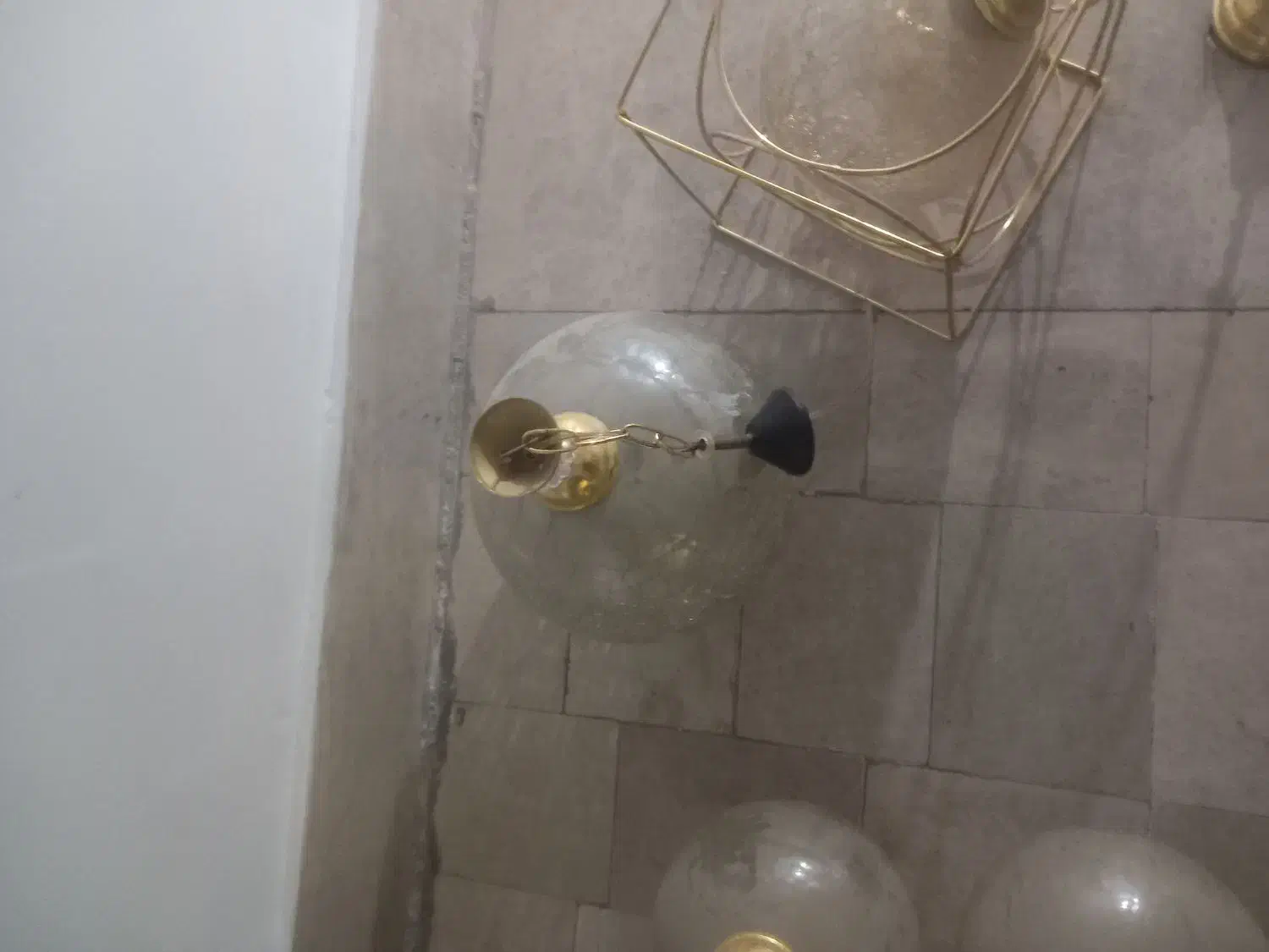 لوستر ،میز تلویزیون|لوستر و چراغ آویز|اندیشه, اندیشه فاز ۱|دیوار