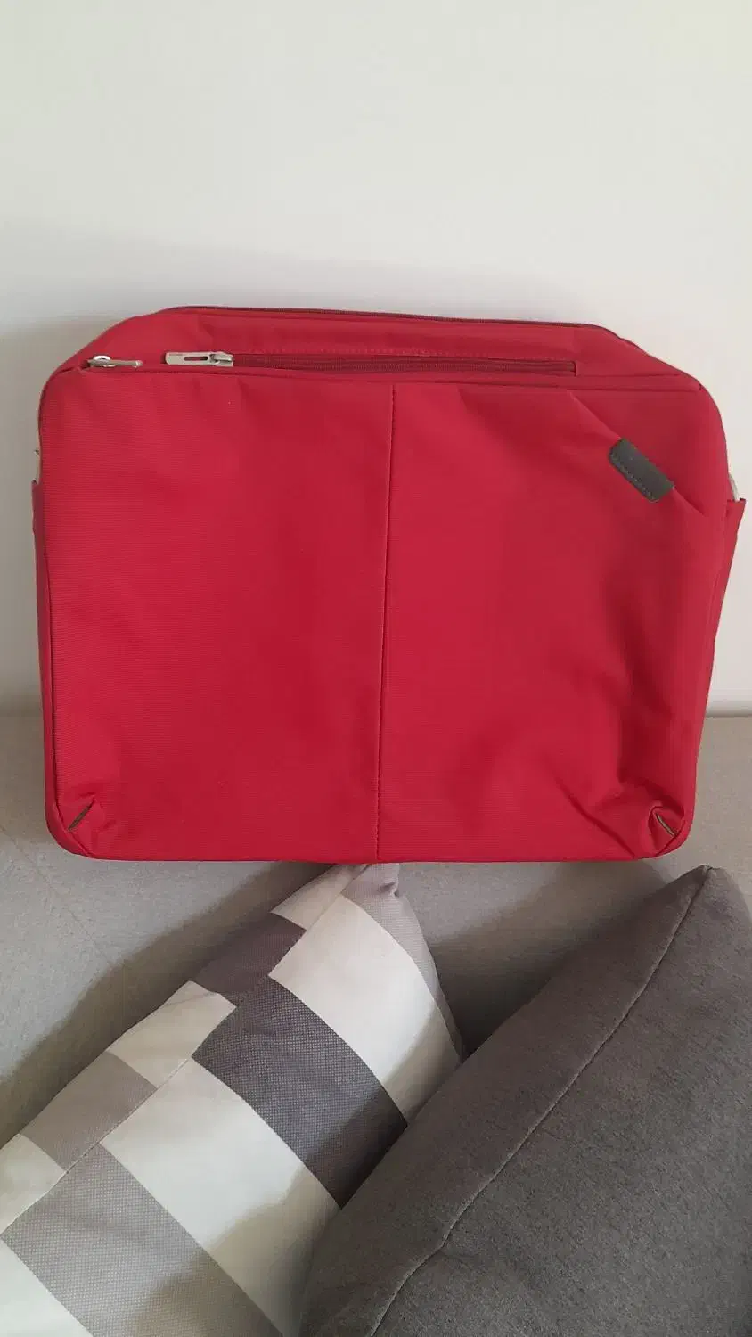 کیف مخصوص لب تاپ خارجی قابلیت تبدیل به کوله پشتی|کیف، کفش، کمربند|محمدشهر, شهرک پیام (مهرالبرز)|دیوار