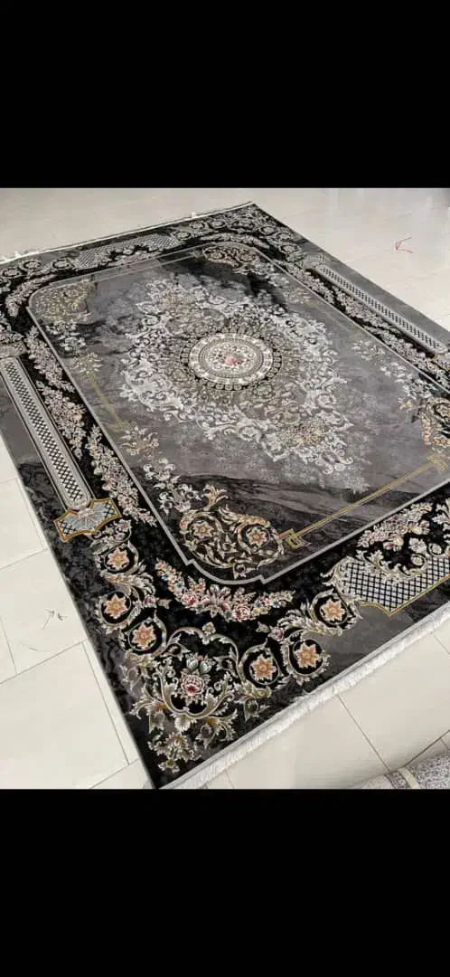 گلارا فـرش +بافته شـده ممتاــز|فرش|شیراز, میانرود|دیوار
