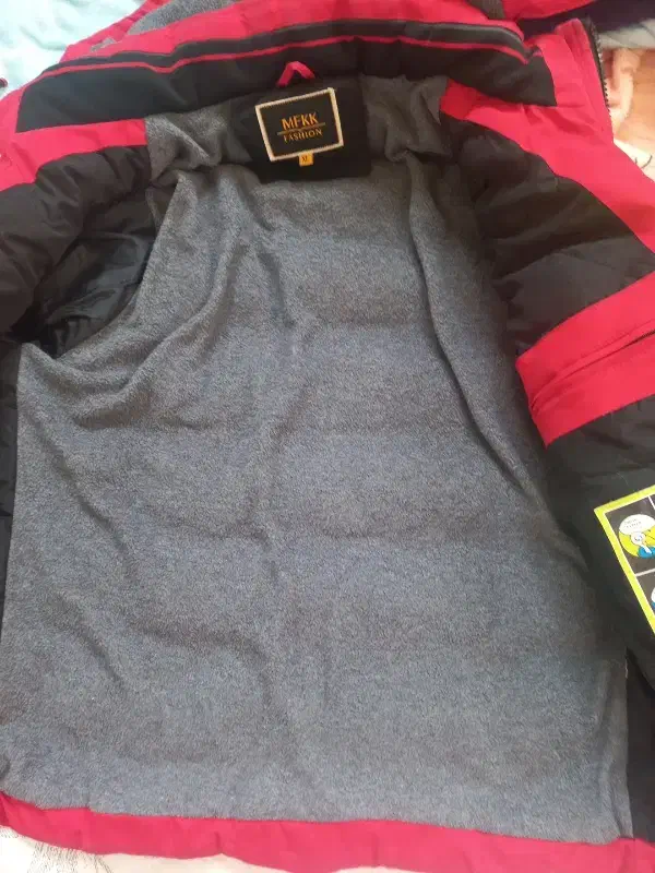 کاپشن|لباس|اصفهان, خلجا|دیوار