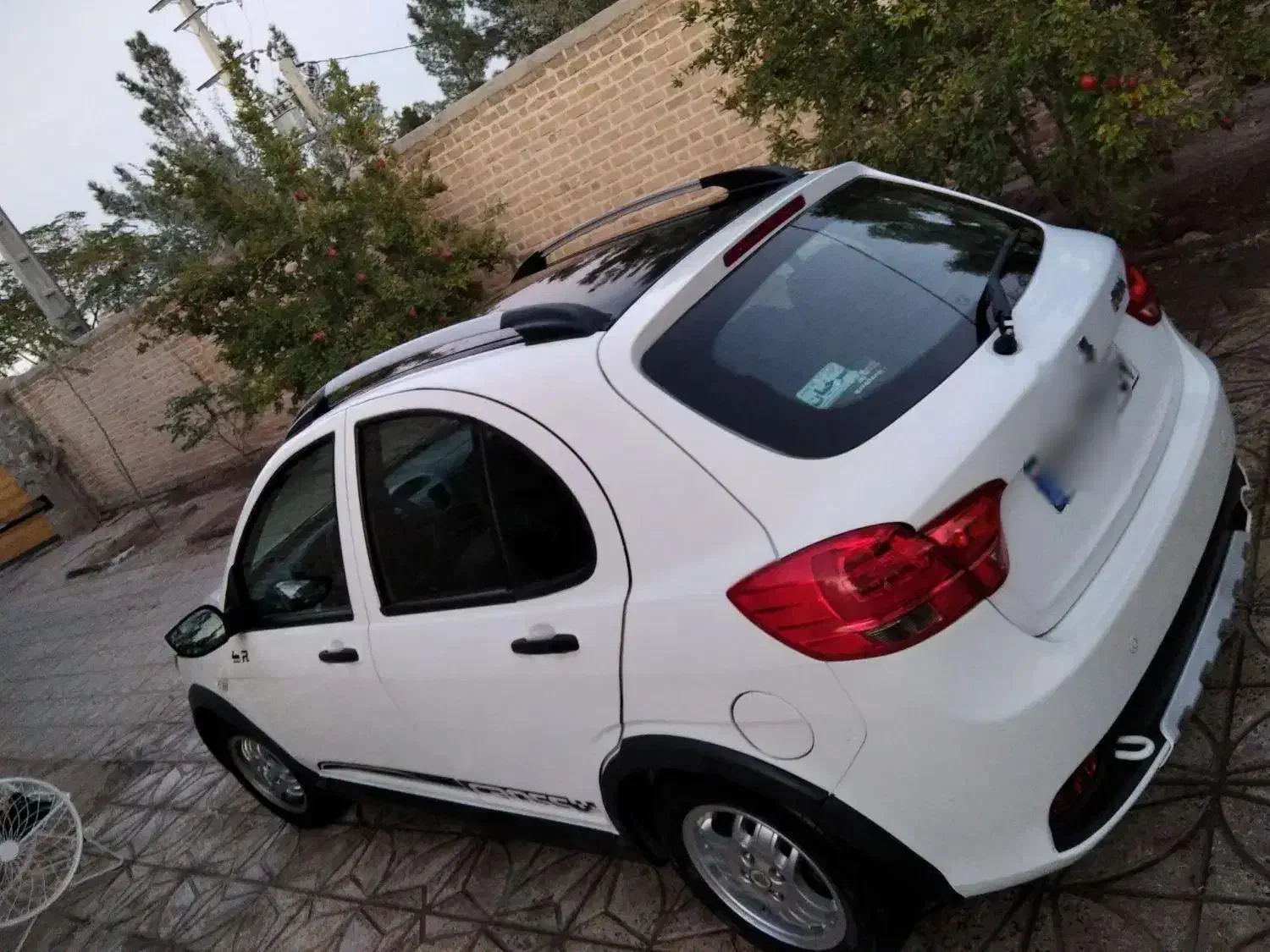 بدنه صفر کارخانه بدونه ذره ای خش|خودرو سواری و وانت|ساوه, |دیوار