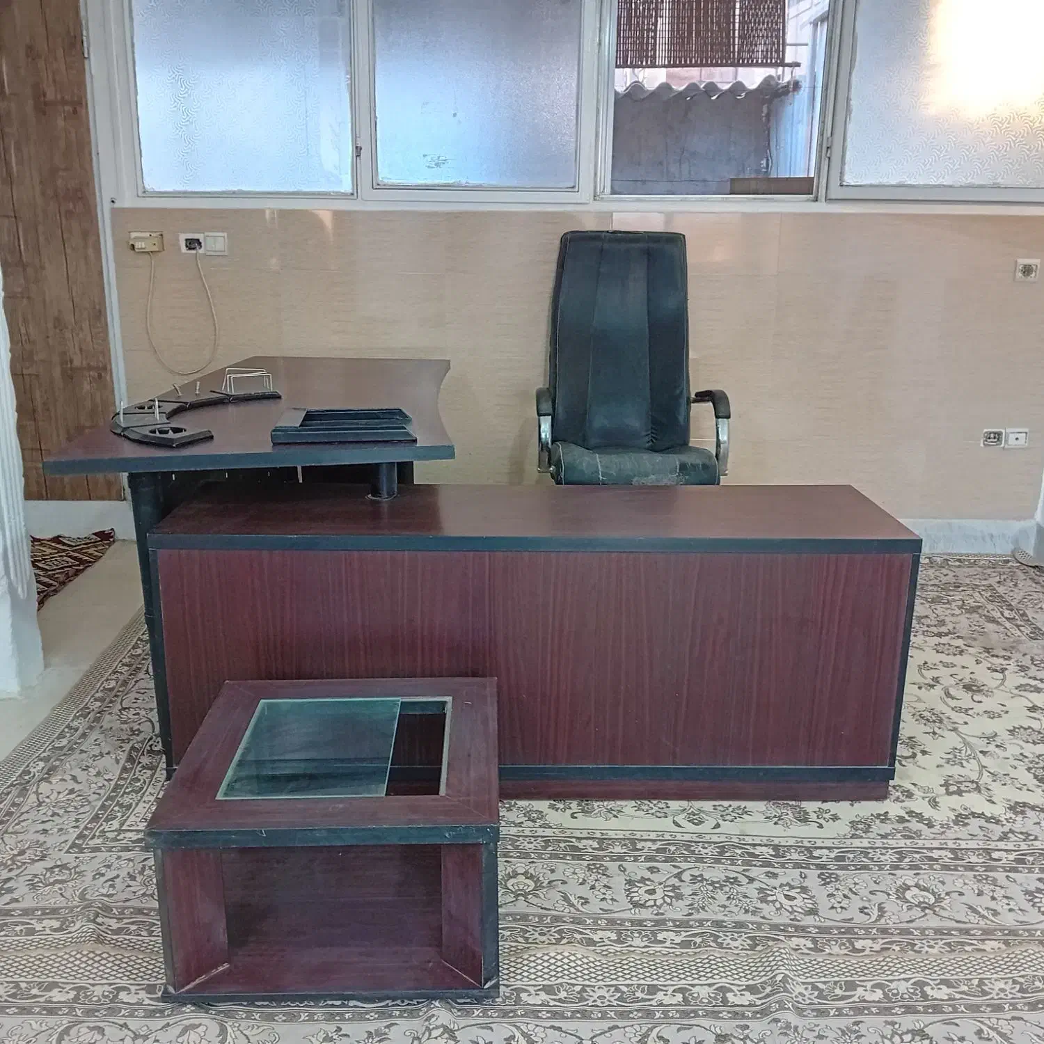 فروش میز مدیریتی مارک نیلپر|دفتر کار|شهریار, شهریار|دیوار