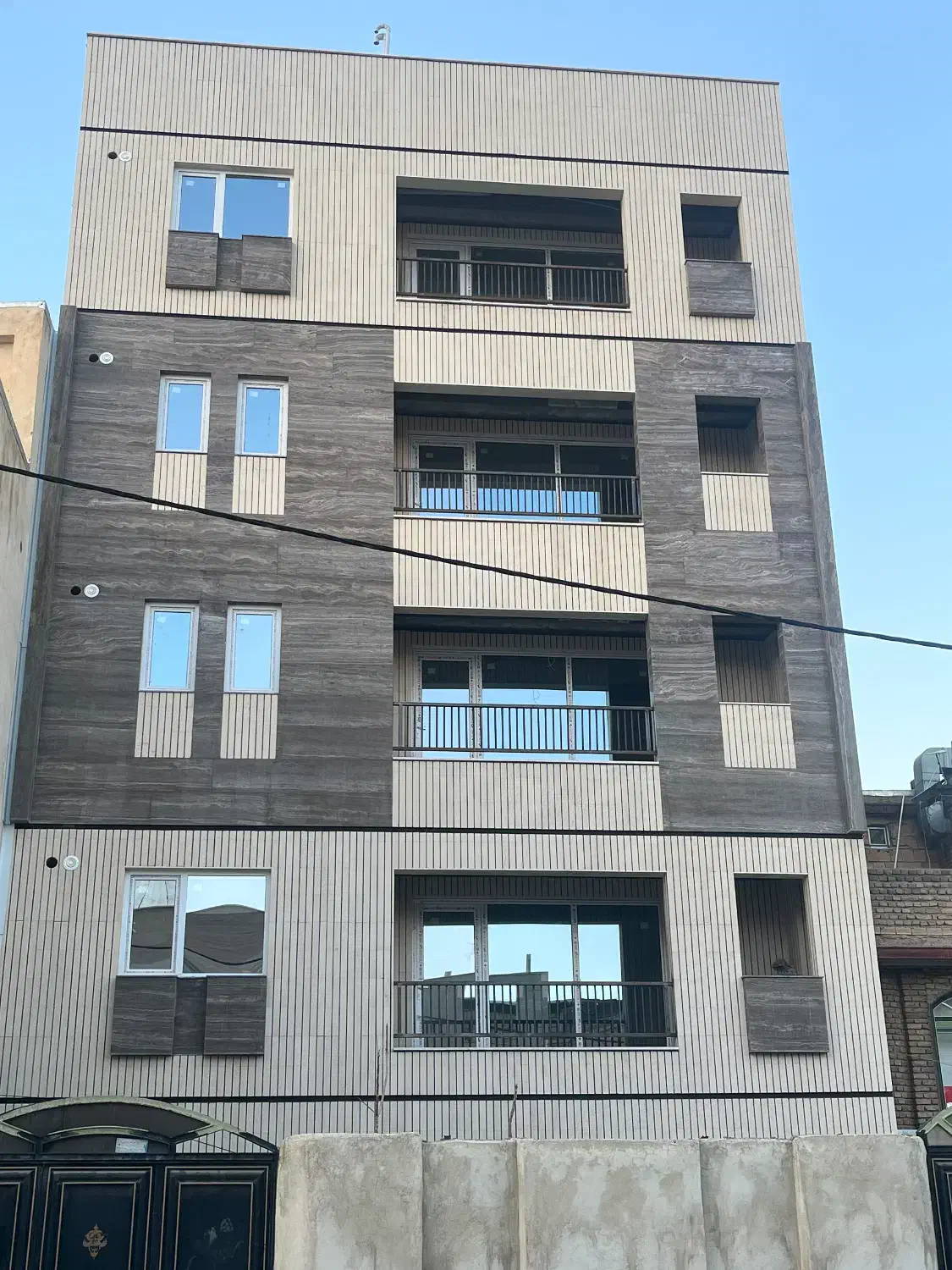 نیرو درب و پنجره UPVC|استخدام صنعتی، فنی، مهندسی|سنندج, |دیوار