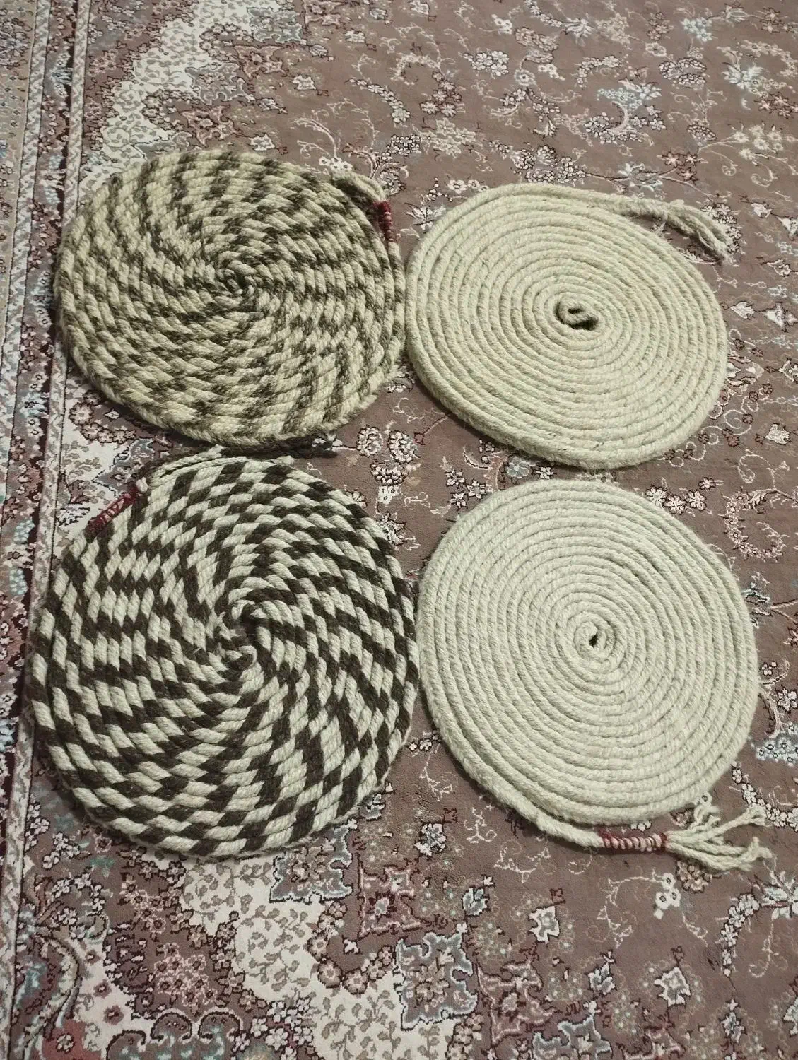 ریسمان پشمی|صنایع دستی و سایر لوازم تزئینی|نورآباد, |دیوار