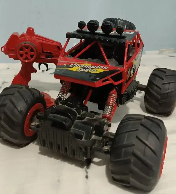 ماشین آب و خاک (دیوونه)|اسباب‌‌بازی|فردیس, قریشی|دیوار