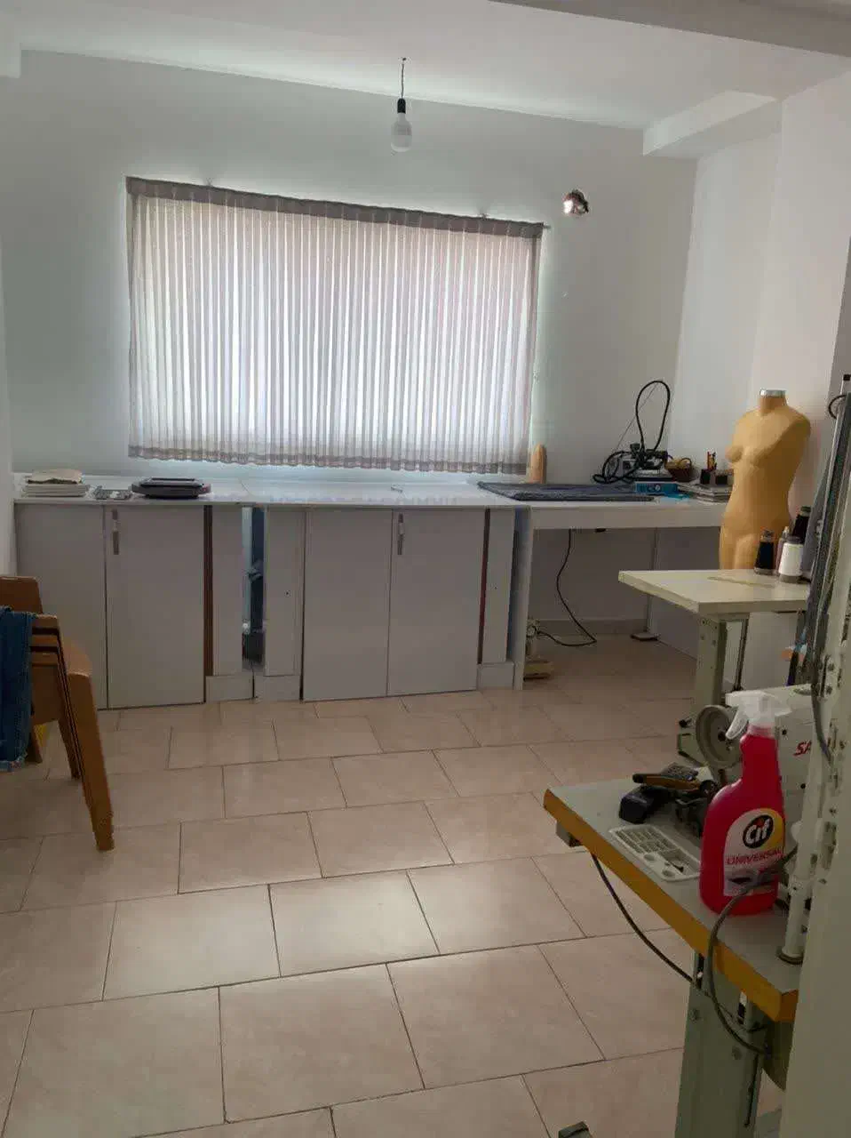 واحد تجاری 55 متری با موقعیت خوب قیمت استثنایی|فروش دفتر کار، اتاق اداری، مطب|بابل, |دیوار