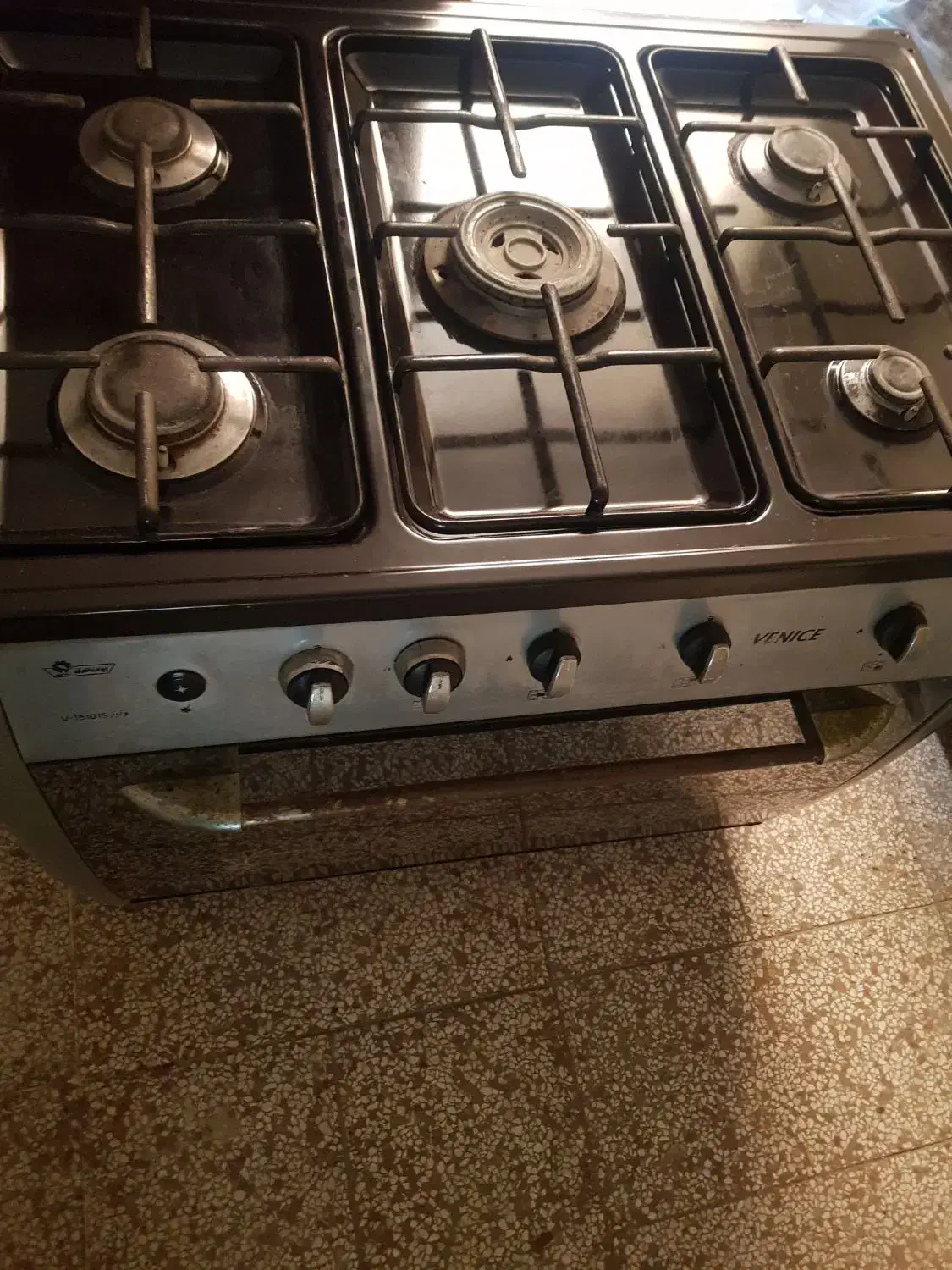 اجاق گاز پنج شعله طرح‌فر|اجاق گاز و لوازم برقی پخت‌وپز|مشهد, آبکوه|دیوار