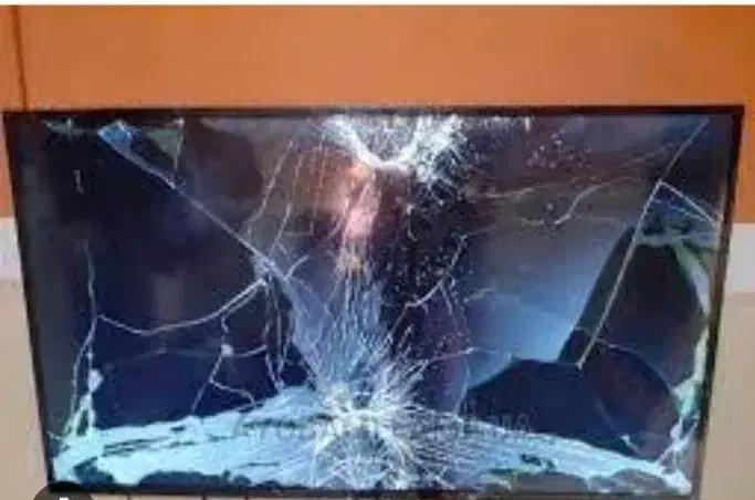 تلوزیون شکسته و سالم شما را خریداریم|تلویزیون و پروژکتور|قم, حاج خلیل|دیوار