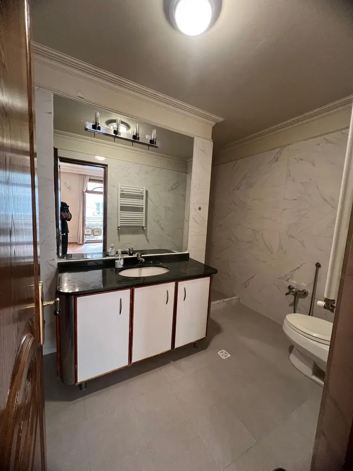 فرشته ۳۷۰ متر تاپ لوکیشن