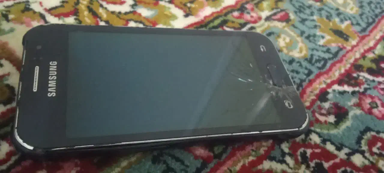 گوشی j1|موبایل|تهران, خاک سفید|دیوار