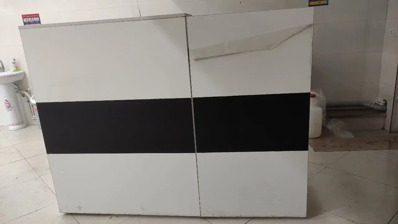 میز ام دی اف|میز تحریر و کامپیوتر|قم, باجک یک|دیوار