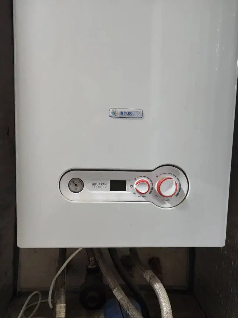 خرید و فروش پکیج و آبگرمکن دست دوم و تعمیرات|خدمات پیشه و مهارت|ارومیه, |دیوار