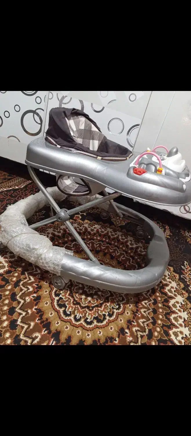 راروئک|کالسکه و لوازم جانبی|چناران, |دیوار