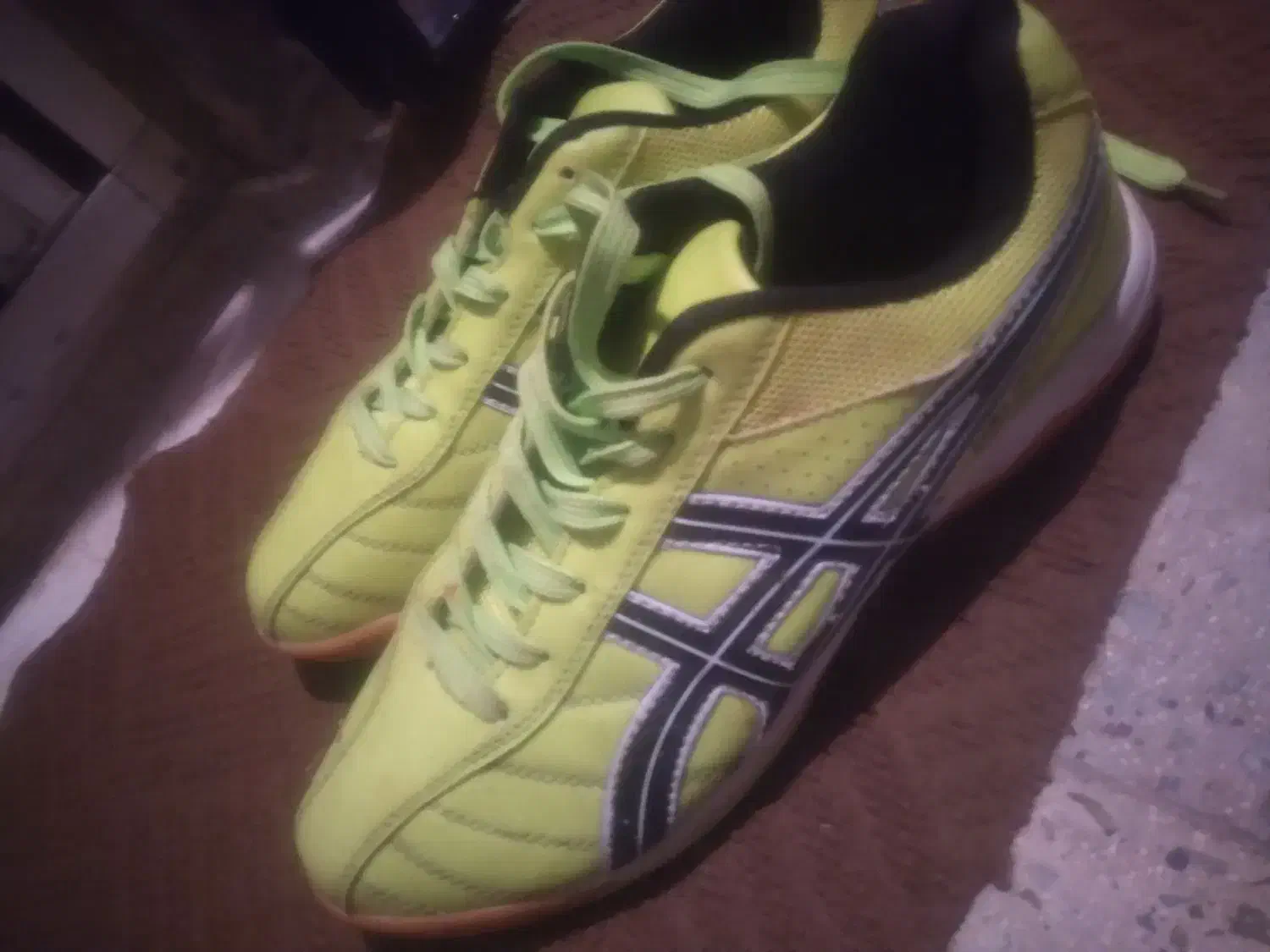 کفش|ورزشهای توپی|محمدیه-قزوین, |دیوار