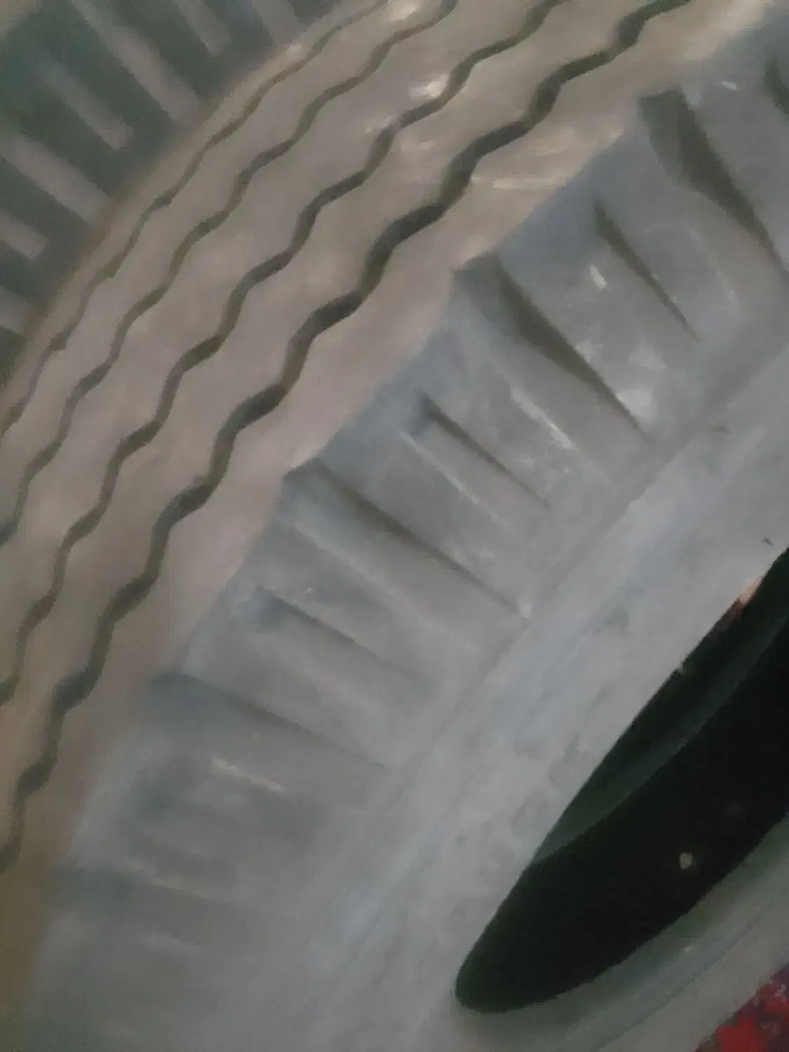 یک جفت لاستیک 700/16 تاریخ دار.بدون زدگی و پنچری|قطعات یدکی و لوازم جانبی|قدس, شهر‌قدس|دیوار