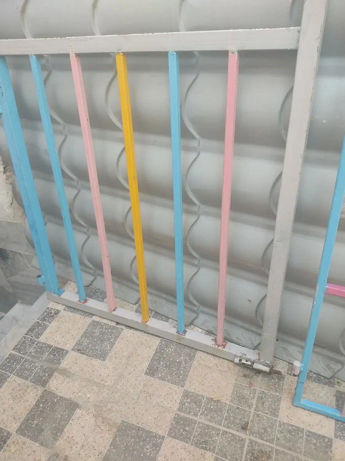 درب حفاظ سه عدد|حراج|اصفهان, شهرک کاوه|دیوار