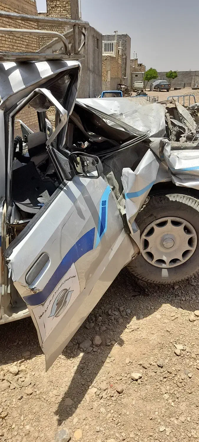 فروش مزدا اسقاطی مدل ۹۱|خودرو سواری و وانت|شهرضا, |دیوار