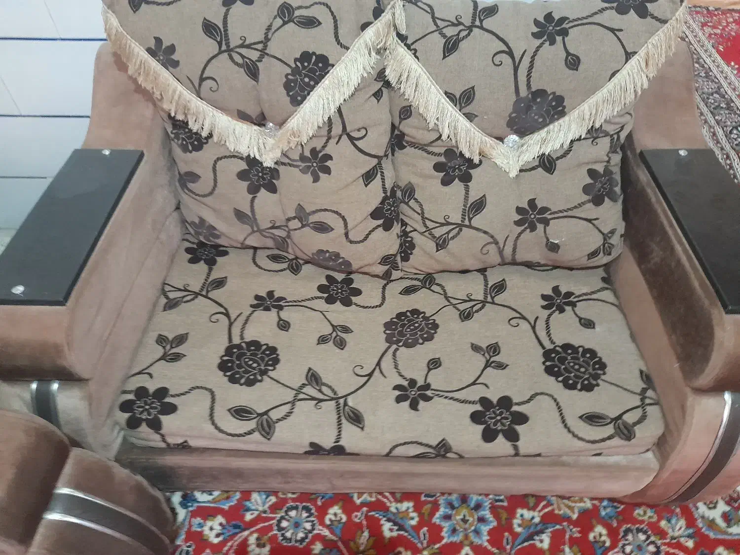 مبل|مبلمان خانگی و میز عسلی|شهرکرد, |دیوار