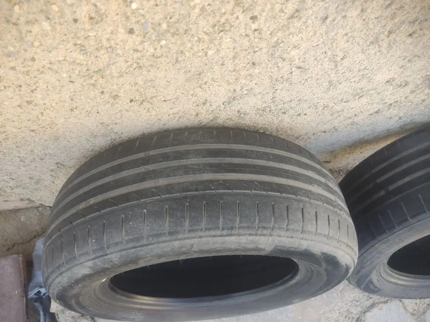 لاستیک 205خارجی|قطعات یدکی و لوازم جانبی|کوهدشت, |دیوار