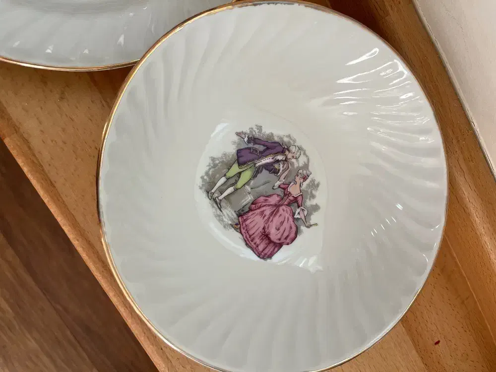 کاسه بشقاب قدیمی|ظروف سرو و پذیرایی|مشهد, احمدآباد|دیوار