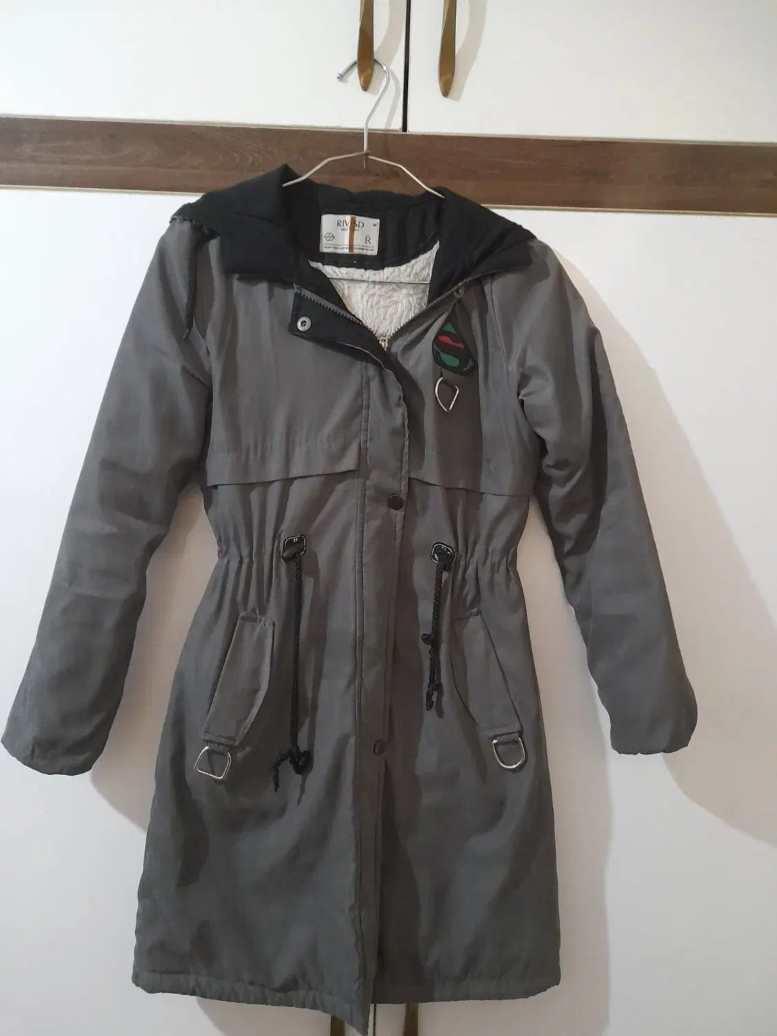 پالتو دخترانه،شلوار لی دخترانه، کت زنانه، لباس فرم|لباس|مشهد, هنرور|دیوار