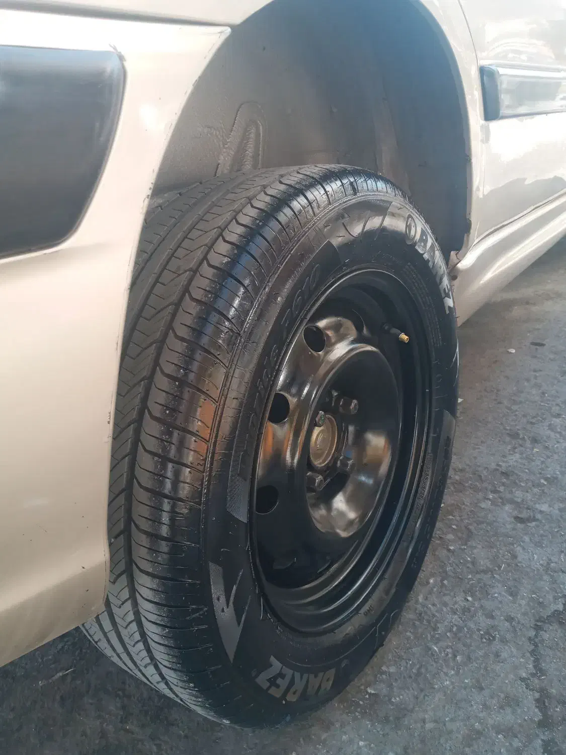 پارس بژ بدون رنگ شاسی پلمپ فقط یه درب استوک|خودرو سواری و وانت|ایذه, |دیوار