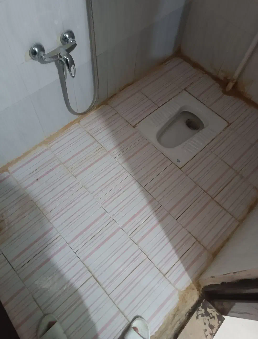 رفع نم وچکه حمام ودستشویی باضمانت نامه کتبی تضمینی|خدمات پیشه و مهارت|خرمآباد, |دیوار