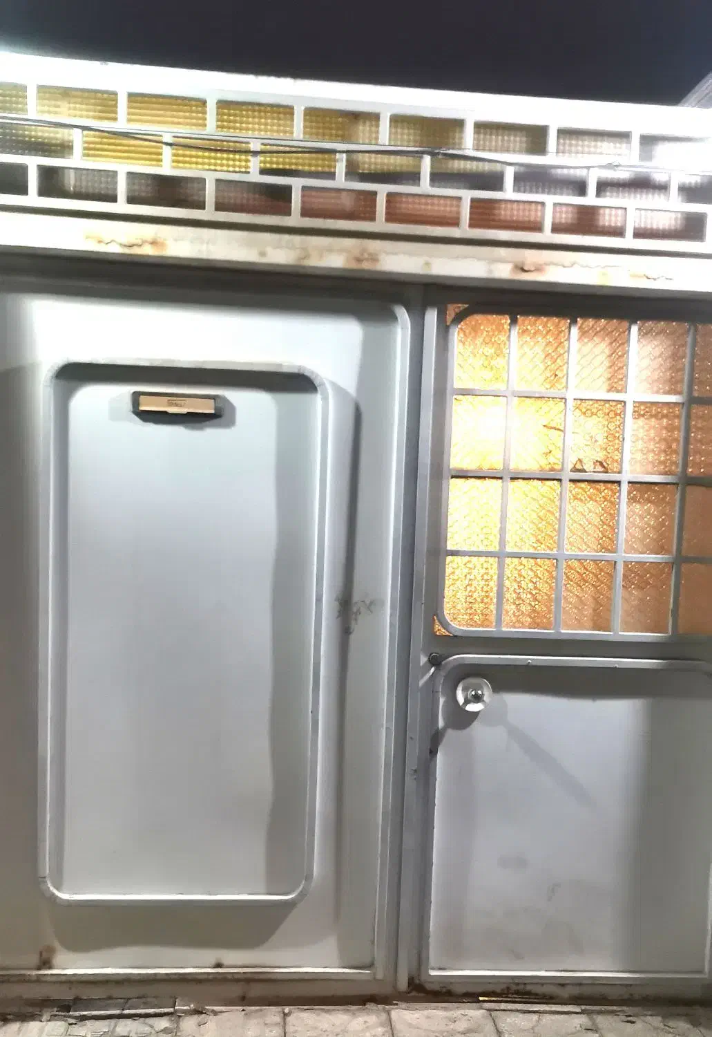 درب منزل|مصالح و تجهیزات ساختمان|یزد, |دیوار